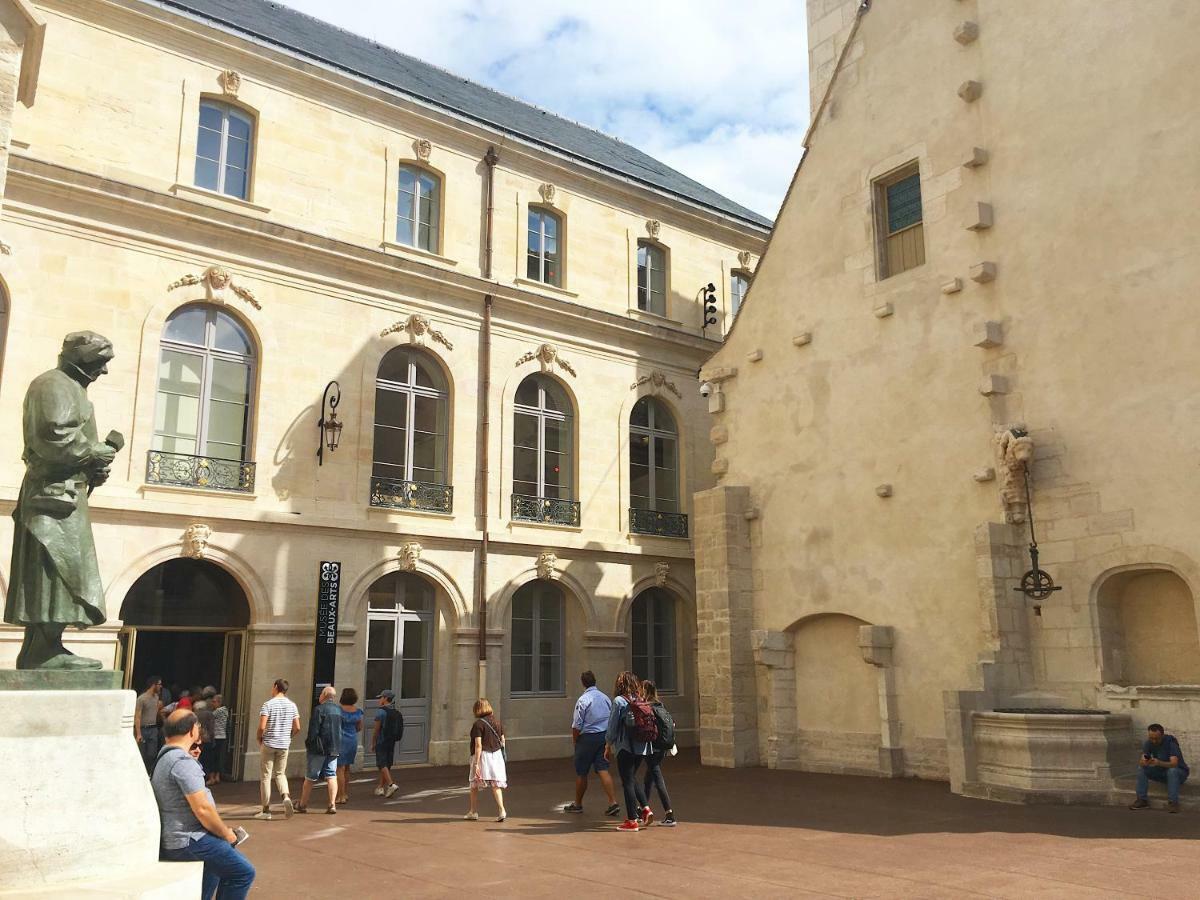 Centre Historique Dijon - Le Patio Apartment ภายนอก รูปภาพ